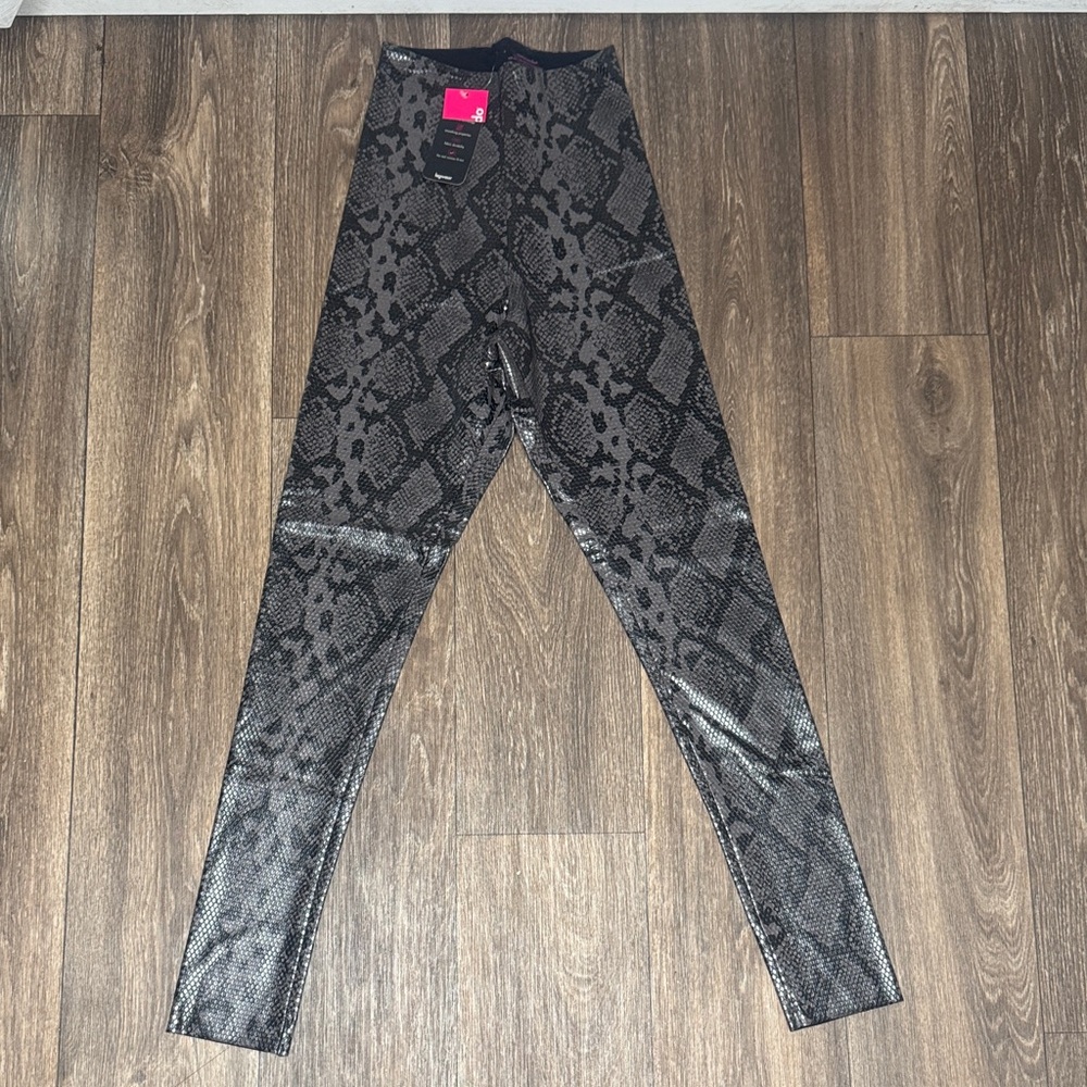 Commando Black and Gray Leggings